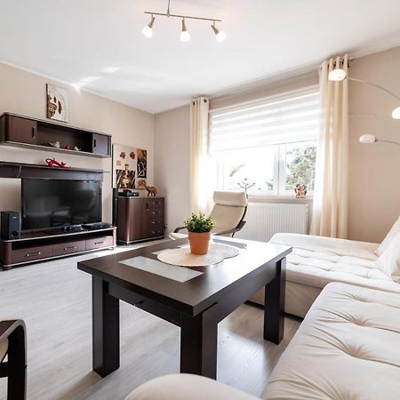 Wenge Apartment Ястарня Екстериор снимка